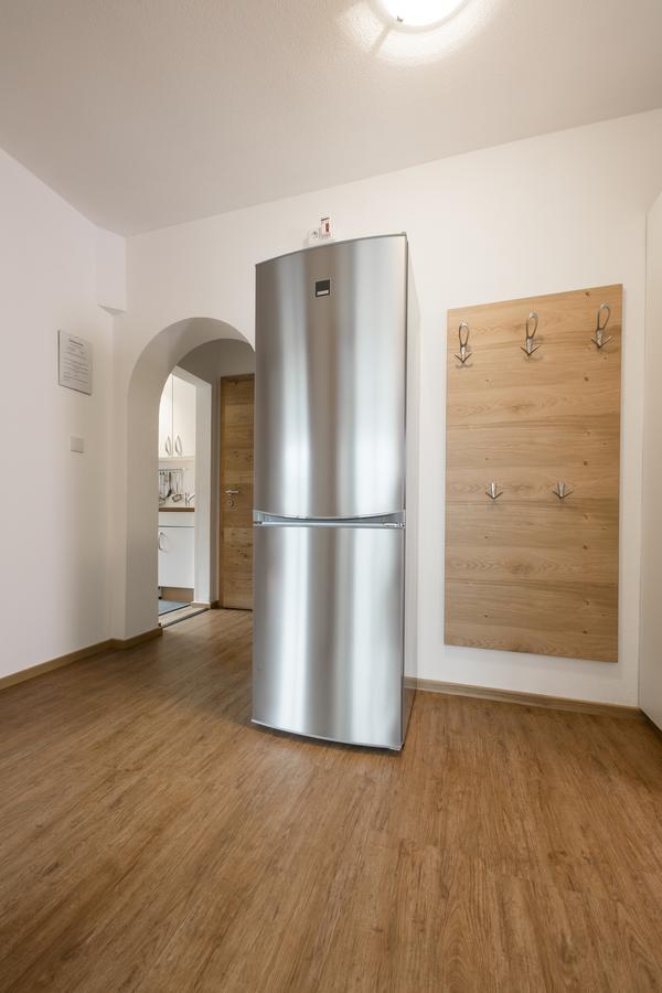 Ferienwohnung Haus Zyka ノイシュティフト・イム・シュトゥーバイタール エクステリア 写真