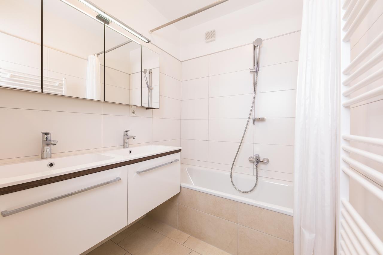 Ferienwohnung Haus Zyka ノイシュティフト・イム・シュトゥーバイタール エクステリア 写真