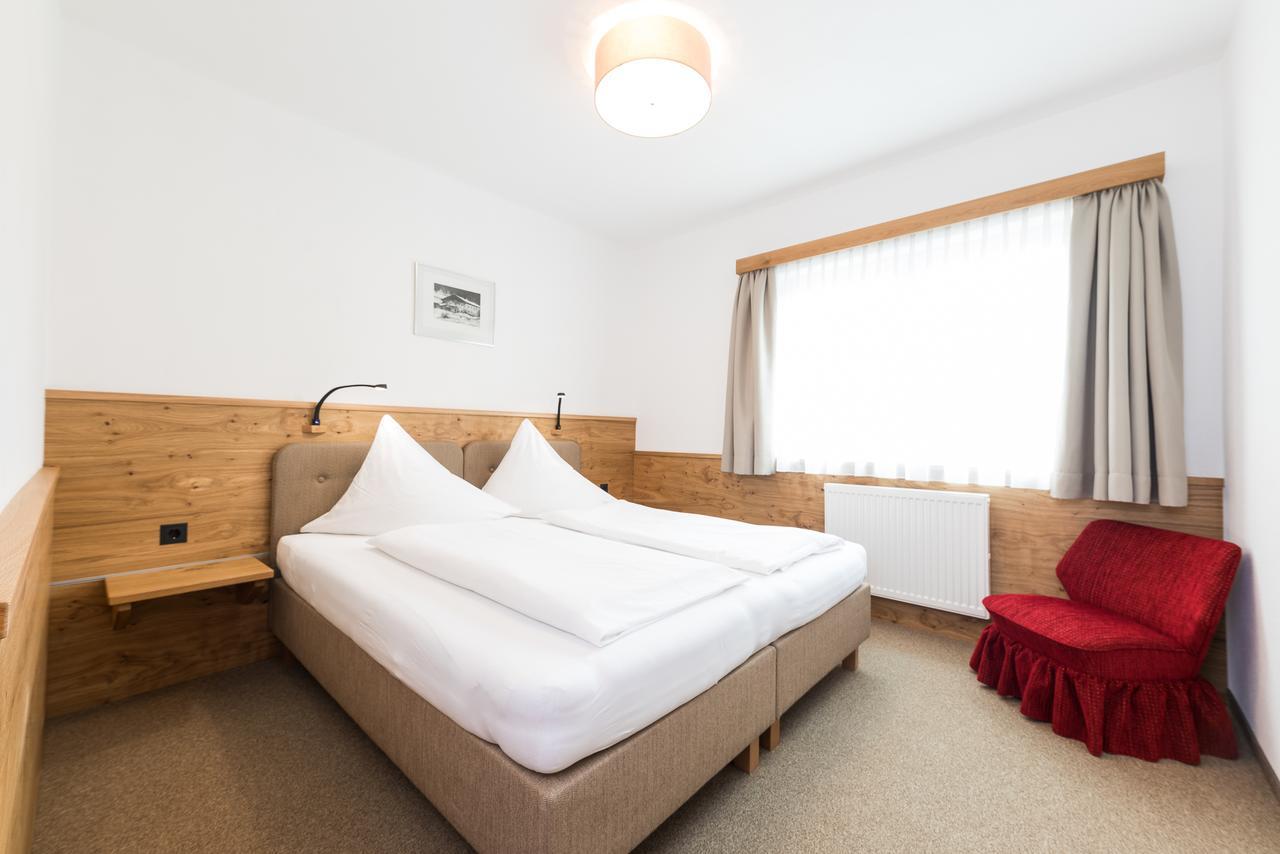 Ferienwohnung Haus Zyka ノイシュティフト・イム・シュトゥーバイタール エクステリア 写真